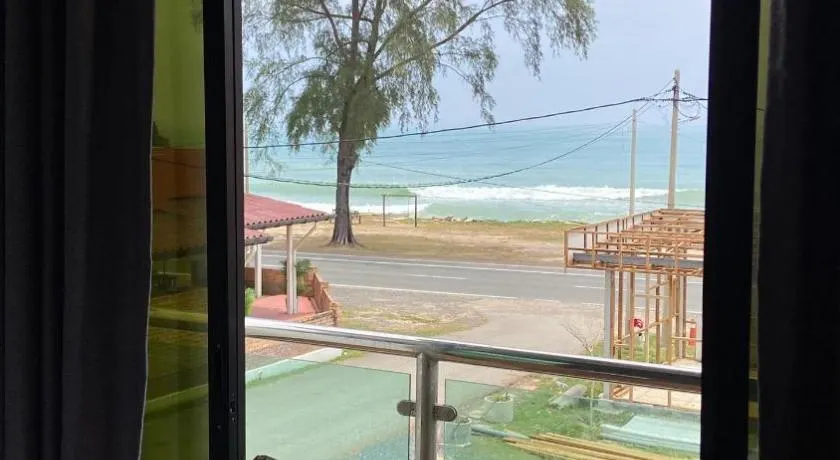 Eleven25 Roomstay - Image 1