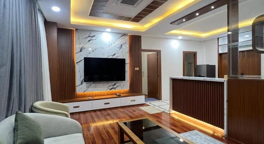 Inland Multi Cuisine & Stay - Image 1