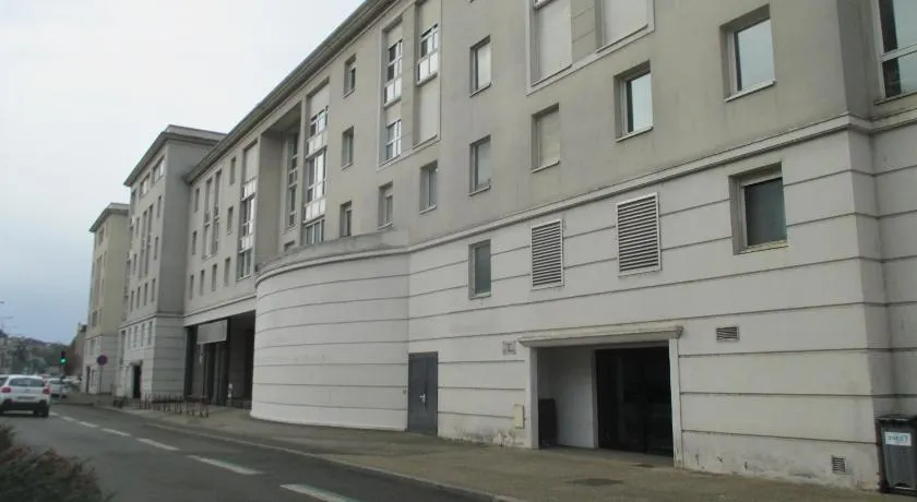 Hyper Centre Le Mans - Image 1