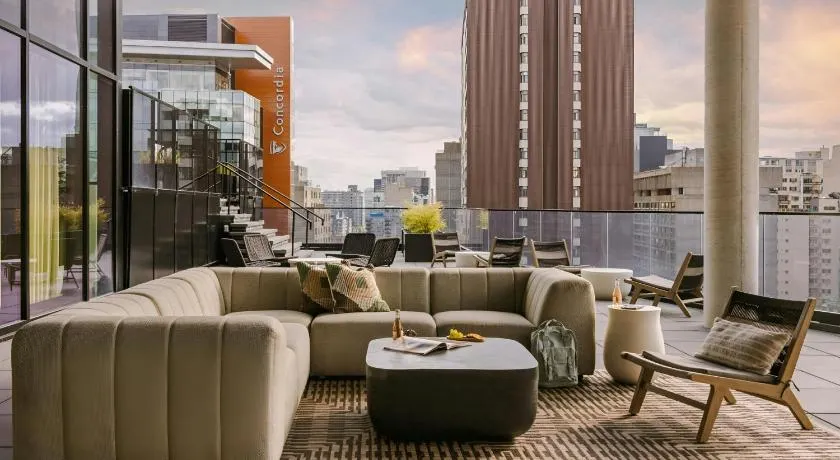 Hôtel Monroe - Downtown Montreal - Image 1