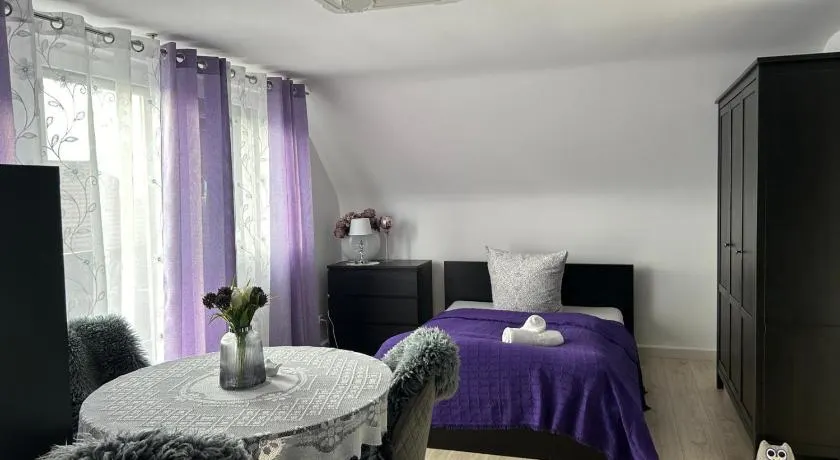 Ferienwohnung Pension Am Berg - Image 1