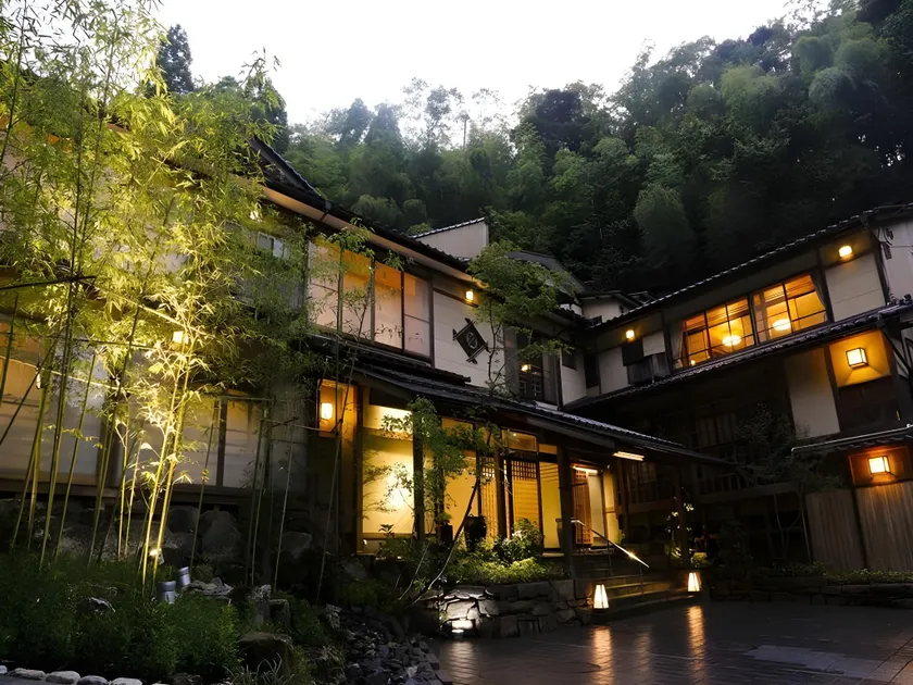Yuraku Kinosaki Spa & Gardens - Image 1