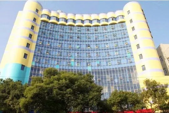 Home Inn Neo Nanchang Xianghu Park Jiangling Metro Station - Image 1