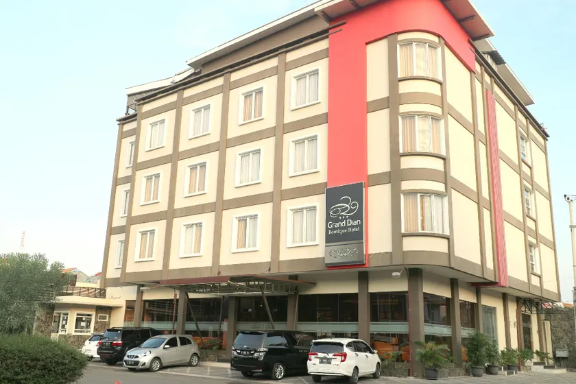 Grand Dian Hotel Cirebon - Image 1