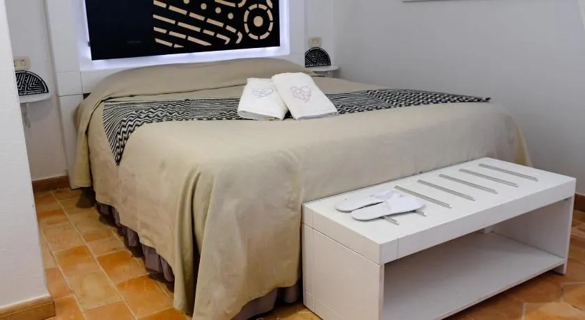 Just Rooms - Image 1