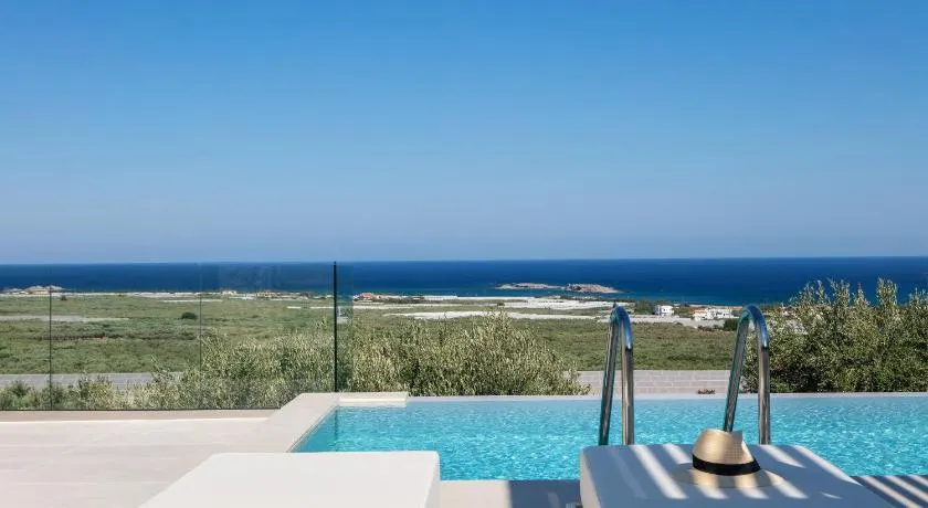 Petras Luxury Villas - Image 1