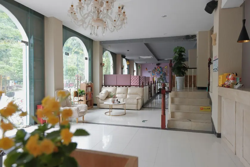 Hongyue Style Inn - Image 1