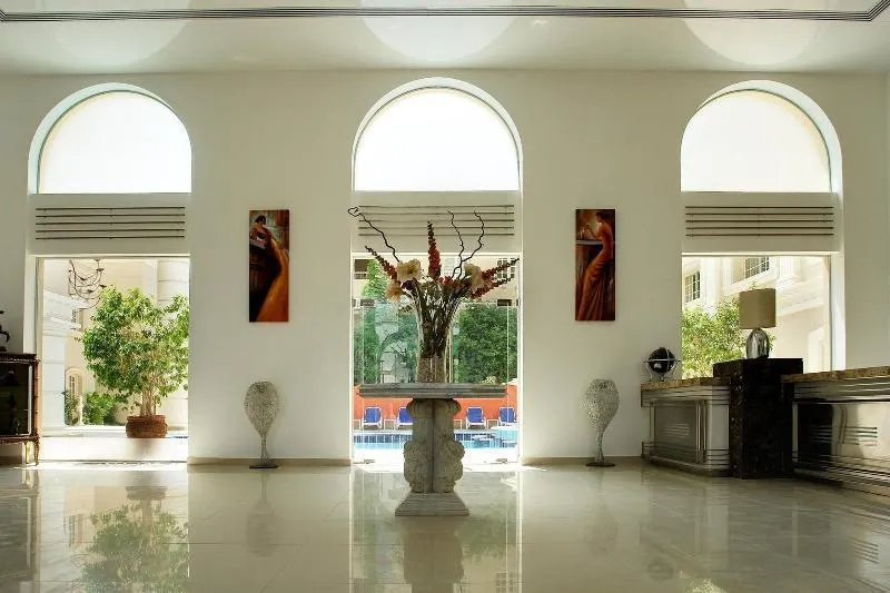 Elysees Dream Beach Hotel - Image 1