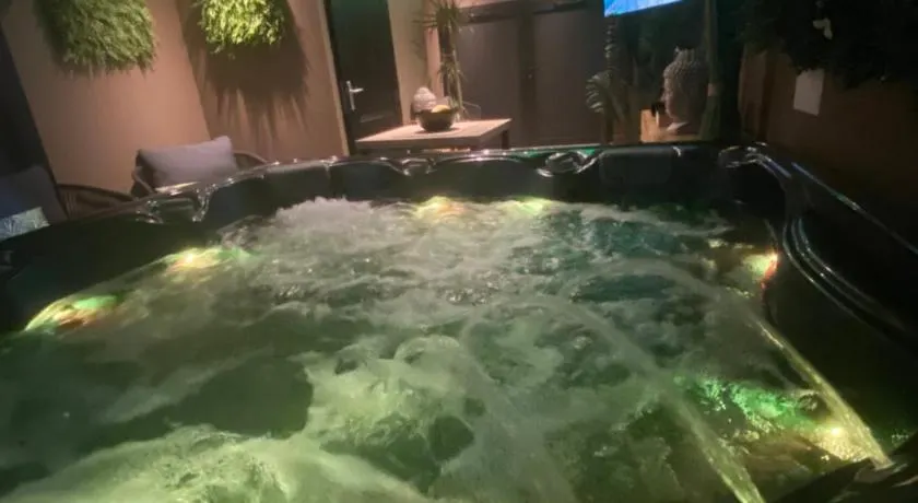 A la Belle Étoile, le spa détente céleste - Image 1