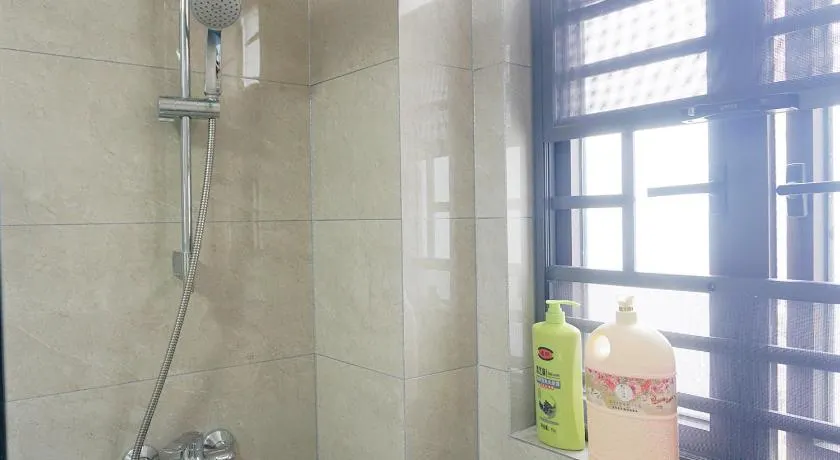 Yunran-Three bedroom apartment-Mahjong room-Cooking room-Nanning College-Wanda Mall-Nanning Garden E - Image 1