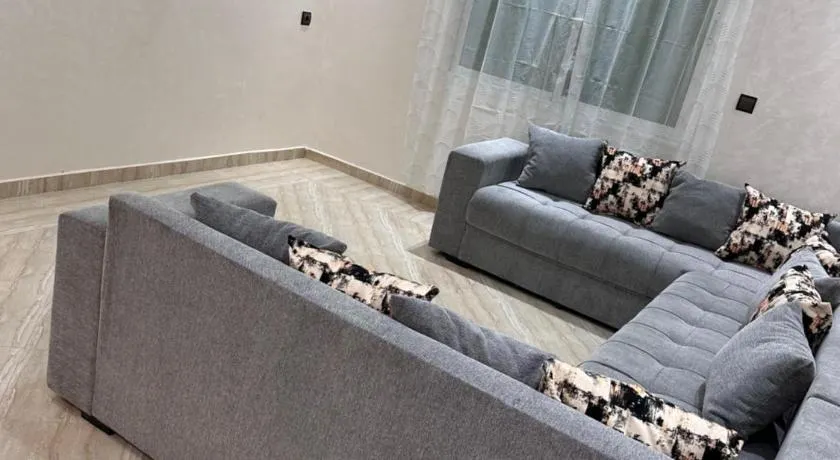 Cosy - Image 1