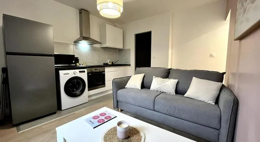 Superbe appartement au Centre ville/Balcon - Image 1