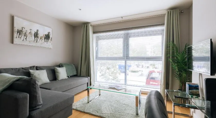 Contemporary 1BD Flat - Bristol City Centre! - Image 1
