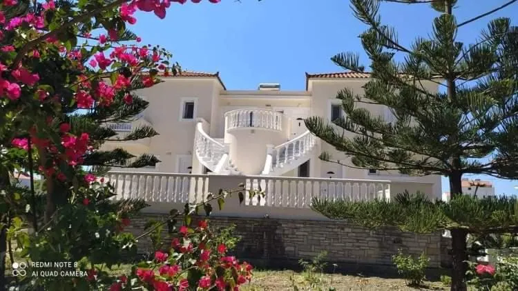 Villa Vourda - Image 1