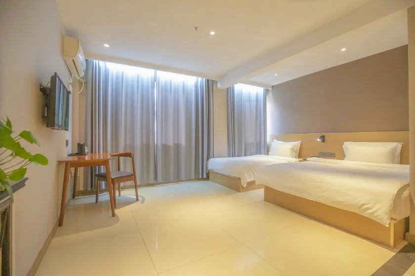 Home Inns Group - Yantai Zhaoyuan Fuqian Square Huayi Select Hotel - Image 1