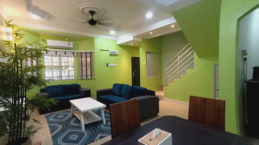 HOMESTAY DR. Z (MUSLIM HOMESTAY) - Image 1