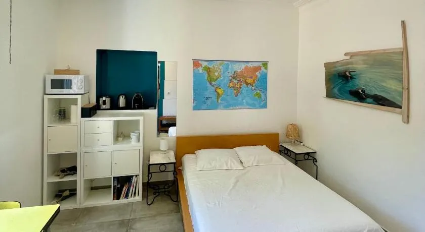 Chez Jo - Image 1