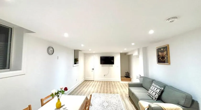 Luxury Brand-New Spacious 2-Bedroom Apartment Near Toronto FIFA2026 - Image 1