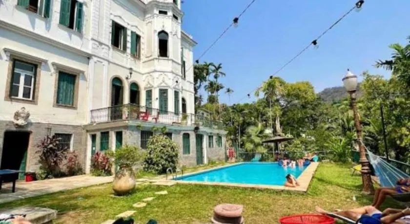 Castelo dos Tucanos Host - Image 1