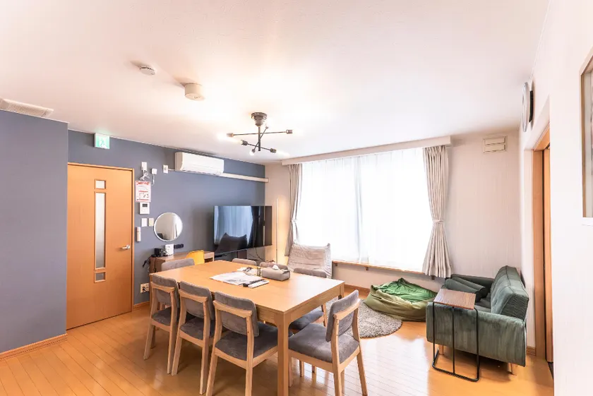 Garage House Asahikawa - Image 1