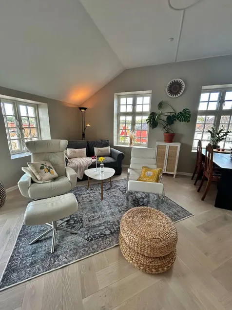 Cozy seaview in the heart of Son - Image 1