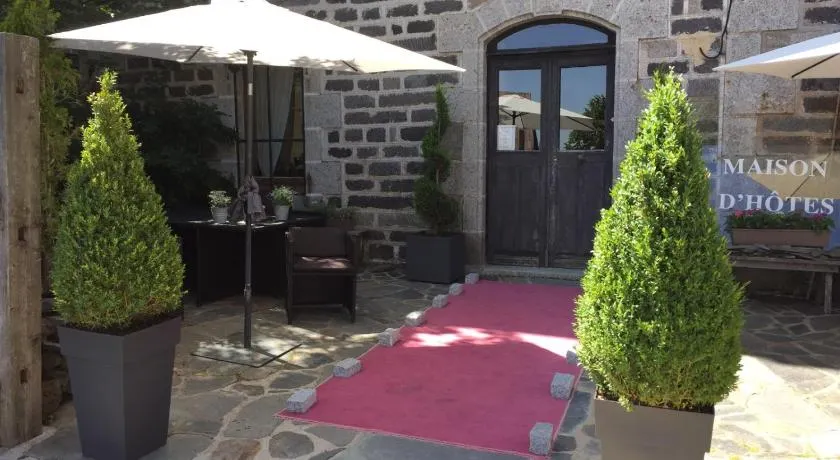 Au Comptoir d'Aubrac - Maison d'Hôtes à Aubrac - Image 1