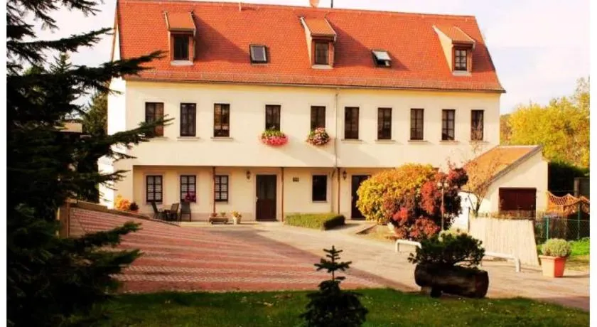 Schlossstrasse - Image 1