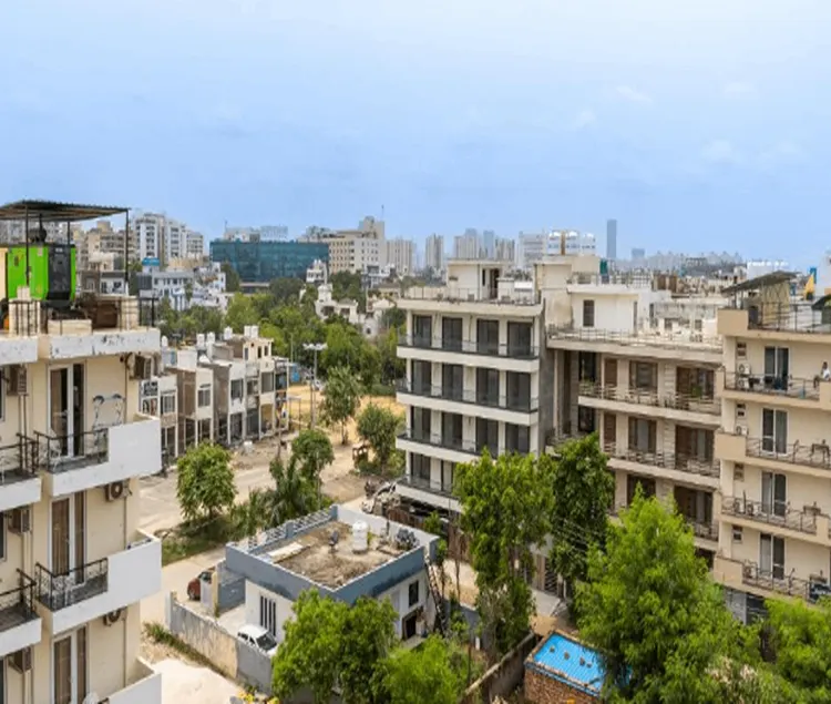 Limewood Stay 2 BHK Service Apartment Near Artemis - Image 1