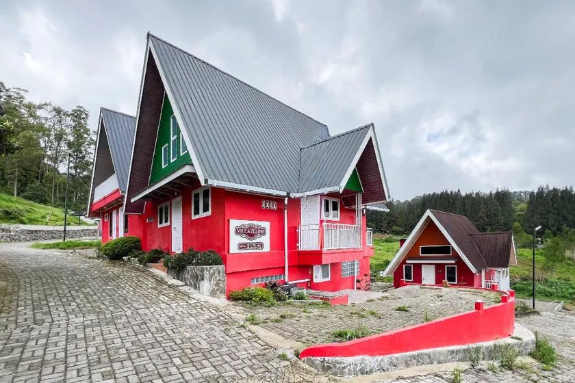 The Lavana Red Villa JELINE 1 Puncak LG - Image 1