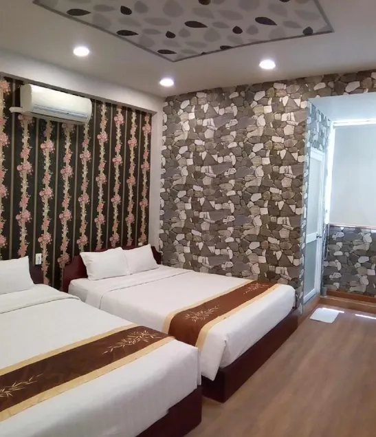 Xavier Hotel - Image 1