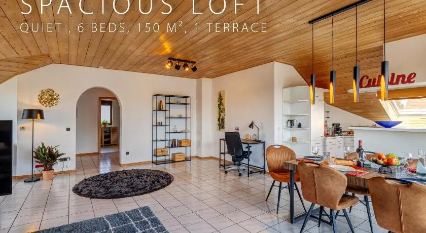 Stylish loft with balcony, quiet and spacious - Image 1