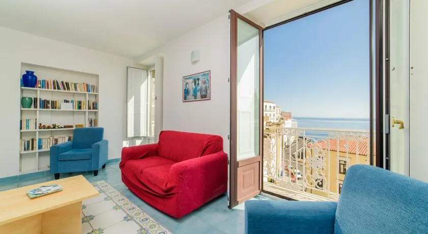 LUIMAR Holiday House - Image 1