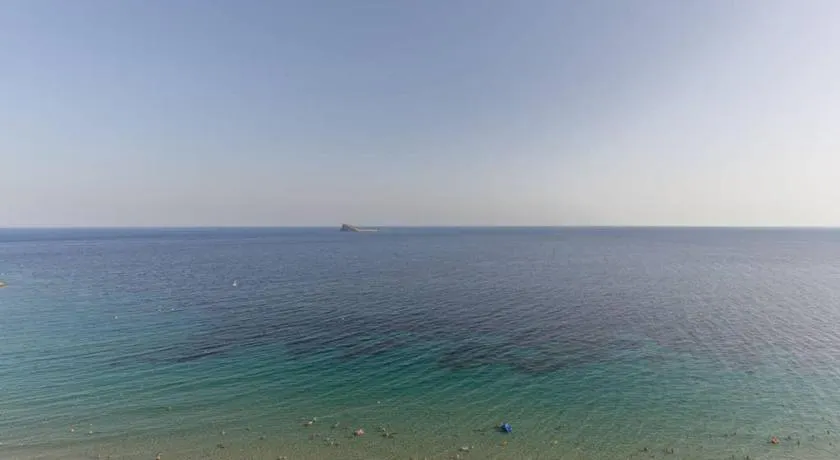 Torre Benipark 13c primera linea playa Poniente - Image 1
