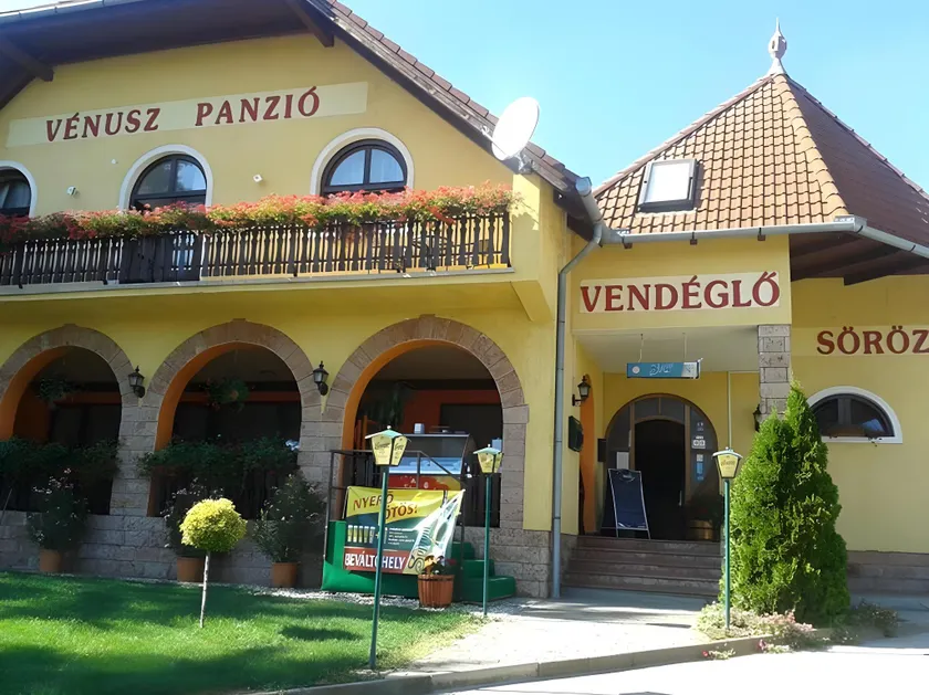 Vénusz Panzió és Vendéglő - Image 1