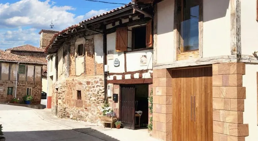 Villapajar, landsted ved floden i Sierra de la Demanda, 26 km fra Burgos - Image 1