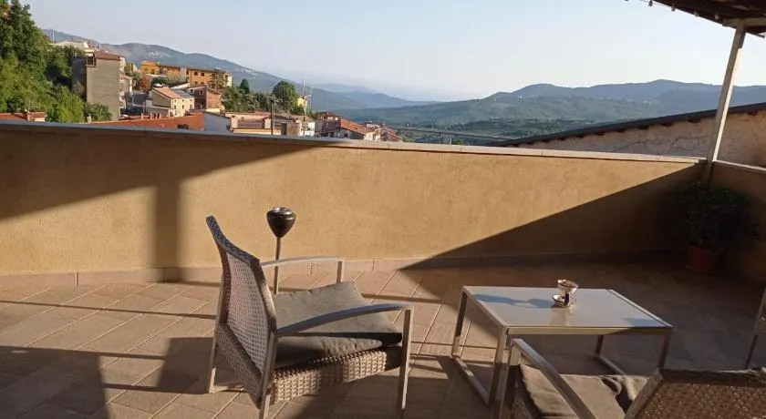 Casa Torre con terrazza panoramica - Image 1