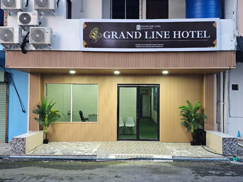 Grand Line Hotel Semporna - Image 1