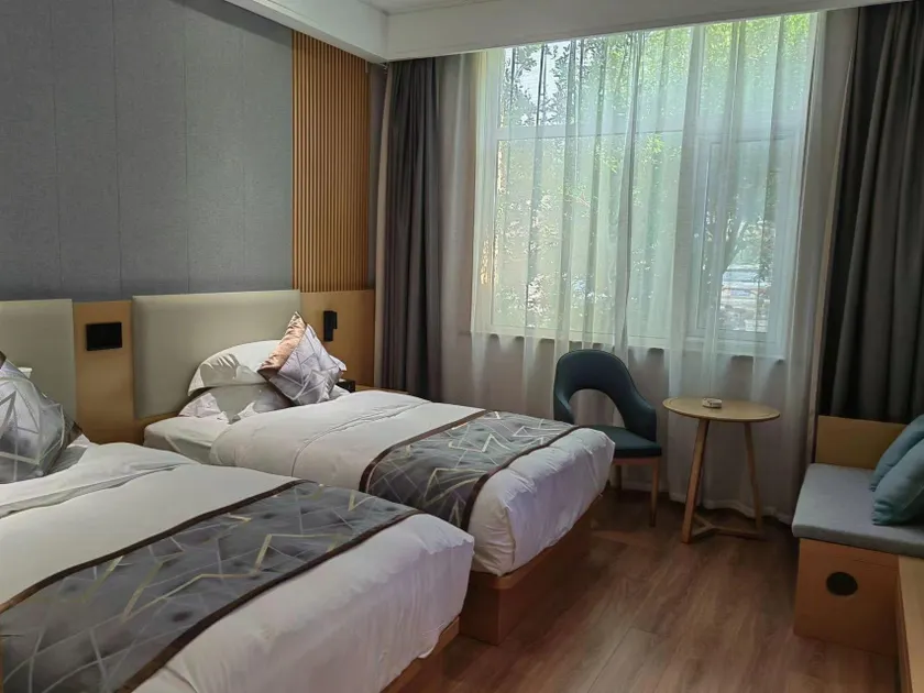 Garden Hotel (Baoding Anguo Pharmacy Branch) - Image 1