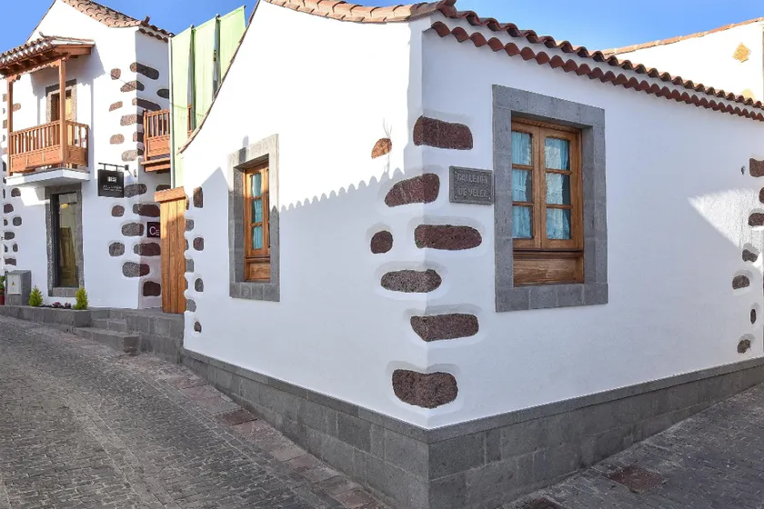 Allureh Emblematic Lodging - Image 1