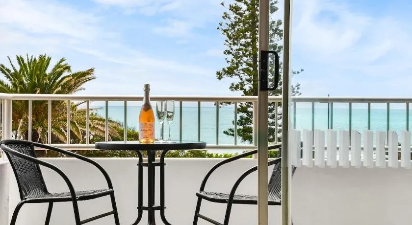 Alex Beach Apt Bilgola4 - Image 1