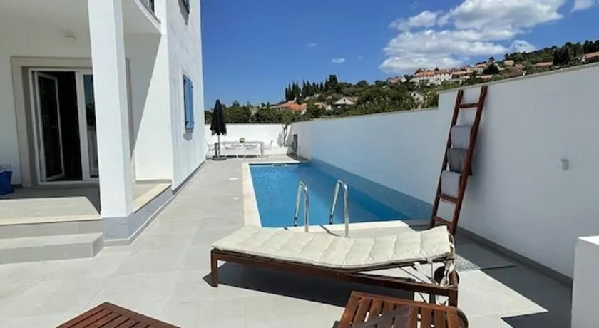 Island Brac - Villa Vita - Image 1
