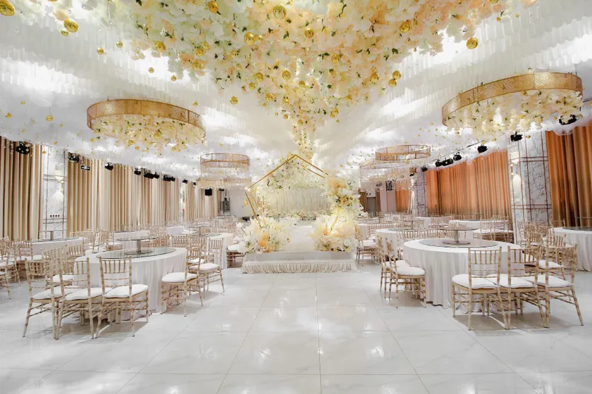 Huangdu International Hotel - Image 1