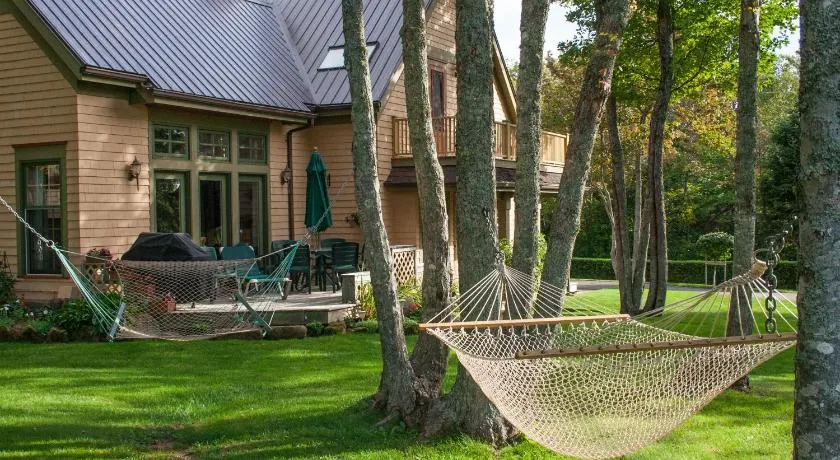 Cavendish Maples Cottages - Image 1