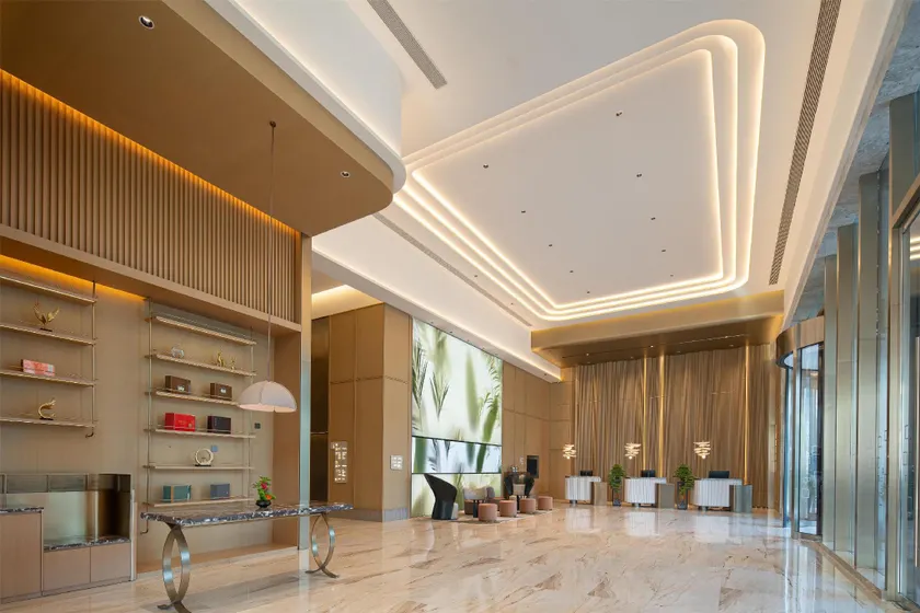 Hilton Garden Inn Wuhan Optics Valley - Image 1