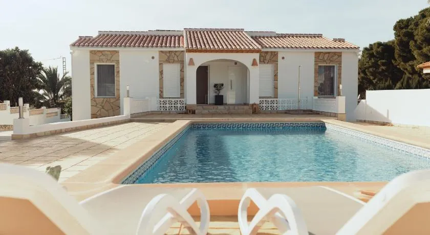 Casa Feliz - RentCar - Image 1