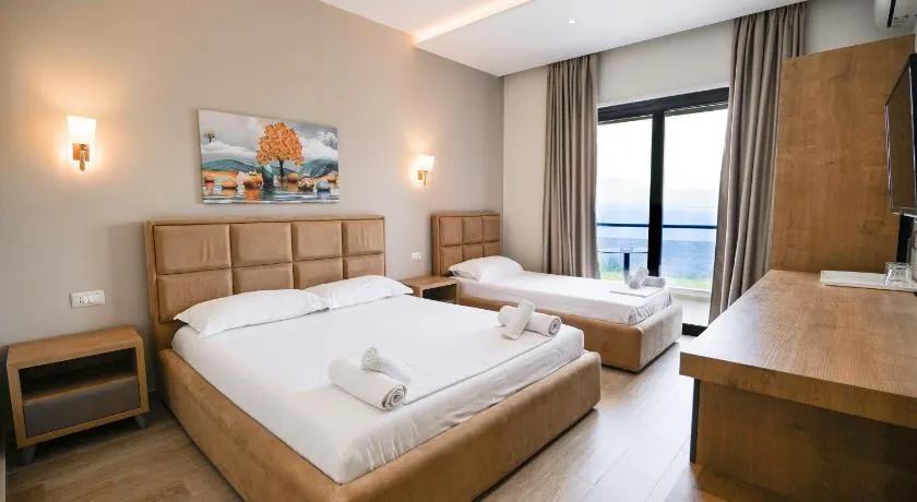 Hotel Roalb - Image 1