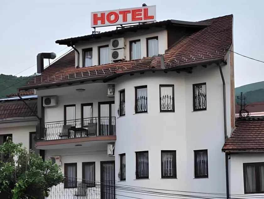 Hotel Cleon - Image 1