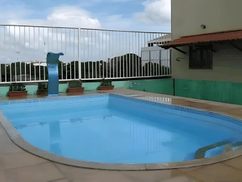 Magnus Plaza Hotel - Image 1