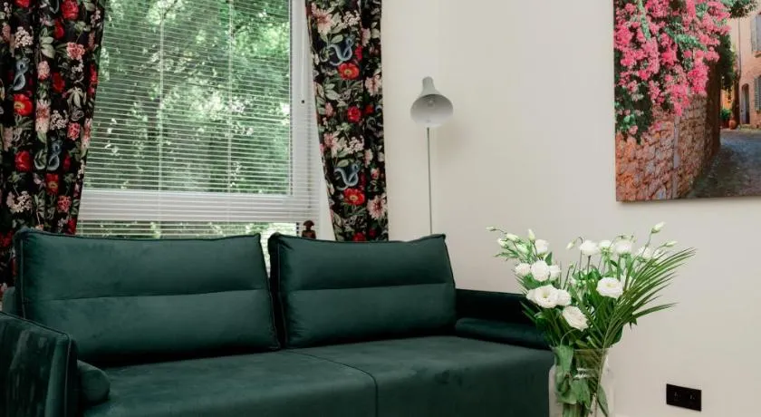 Beauty Suite - Image 1