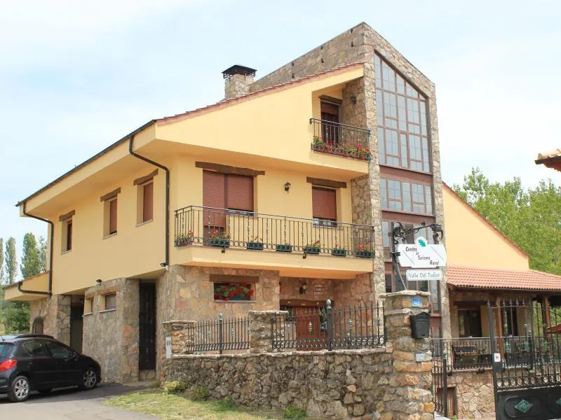 Hotel Rural Valle del Tuejar - Image 1